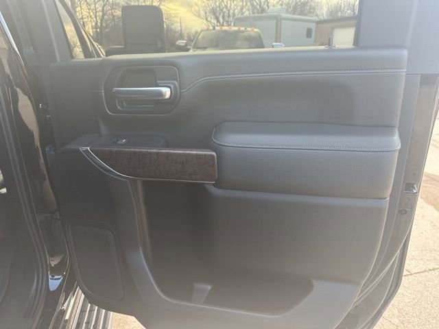 Used 2023 GMC Sierra 2500 Denali w/ Denali Ultimate Package image 19