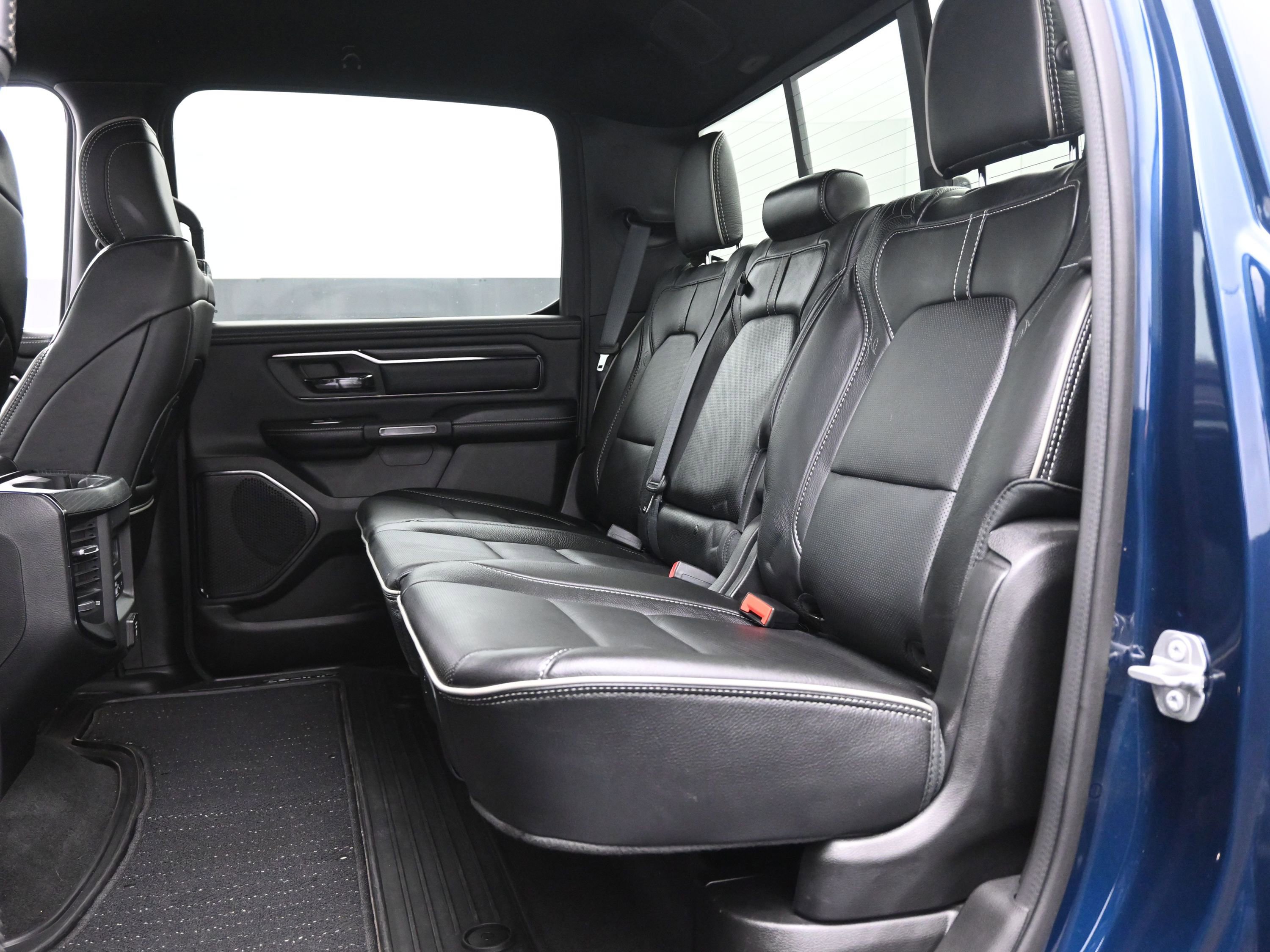 Used 2022 RAM 1500 Limited w/ Body Color Bumper Group image 15