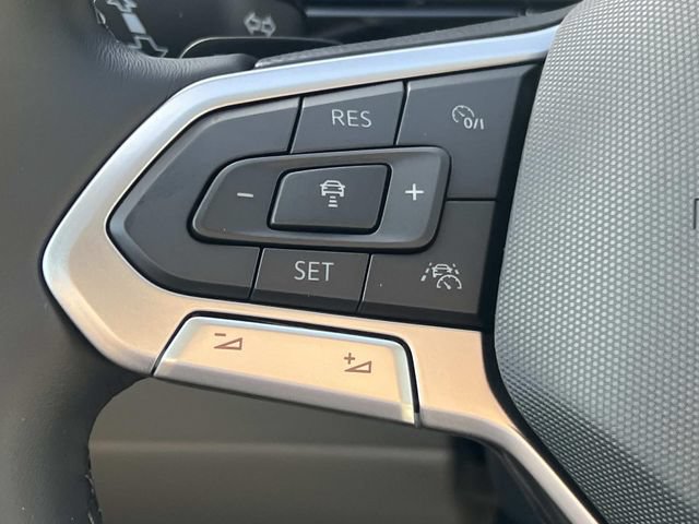 New 2026 Volkswagen Atlas SEL Premium R-Line AWD/4WD image 18