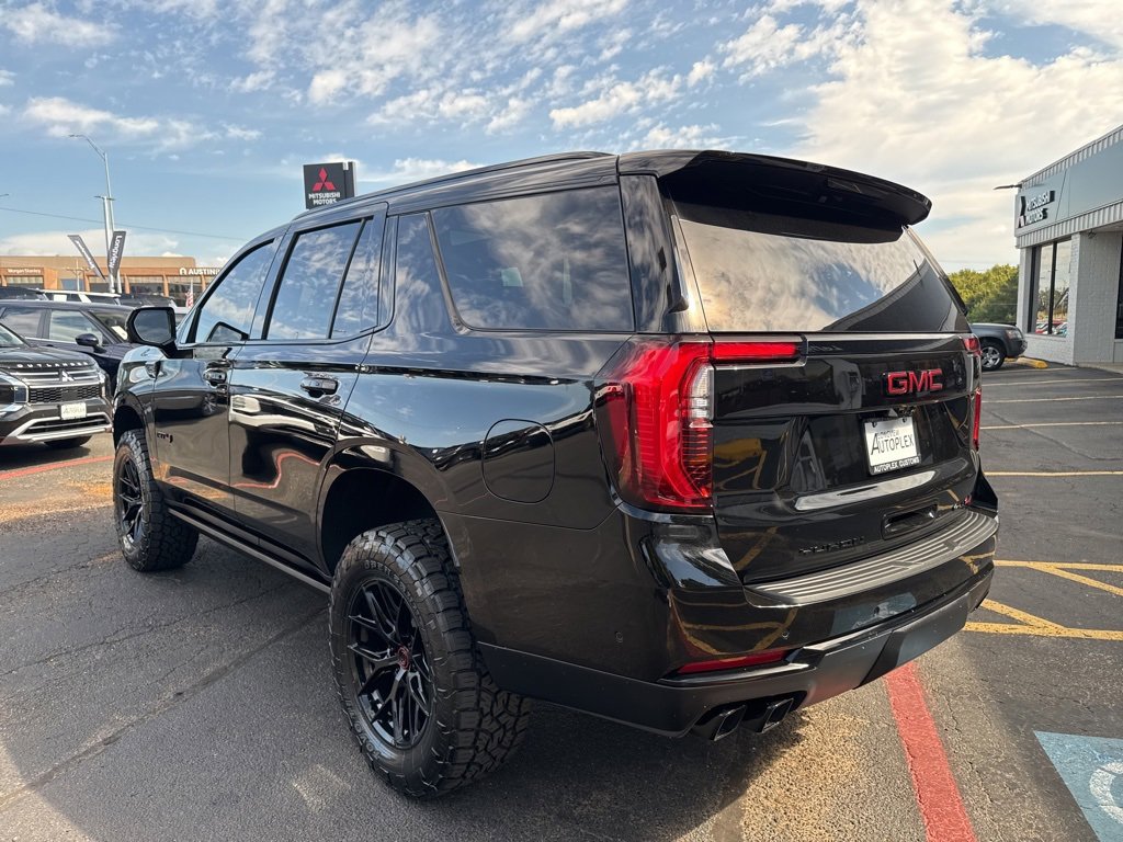 Used 2025 GMC Yukon AT4 w/ AT4 Premium Package image 11