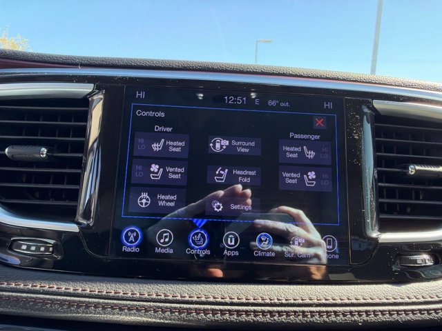 Used 2017 Chrysler Pacifica Limited w/ Advanced Safetytec Group FWD image 18