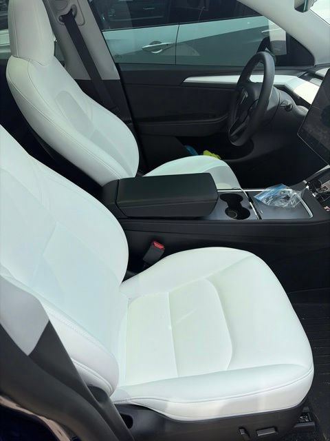 Used 2024 Tesla Model Y Performance AWD/4WD image 20