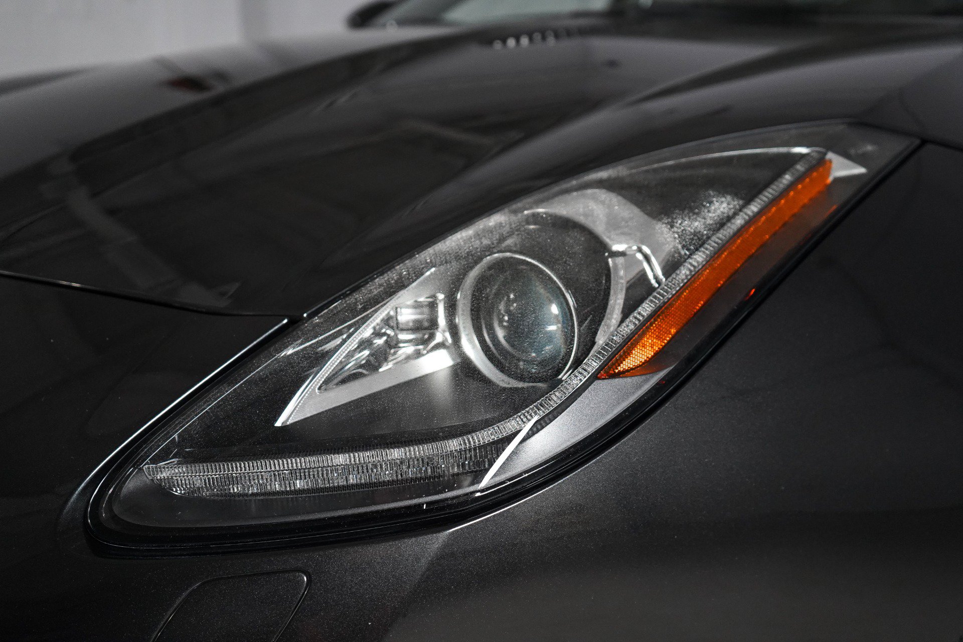Used 2015 Jaguar F-TYPE S RWD image 33