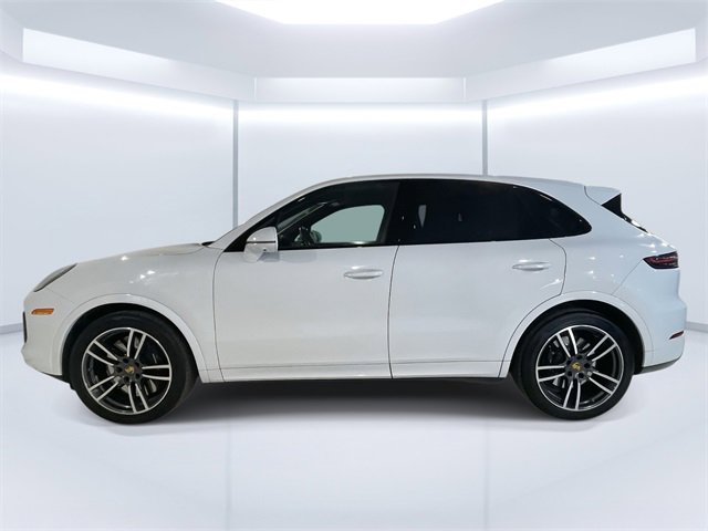 Used 2021 Porsche Cayenne Turbo image 2