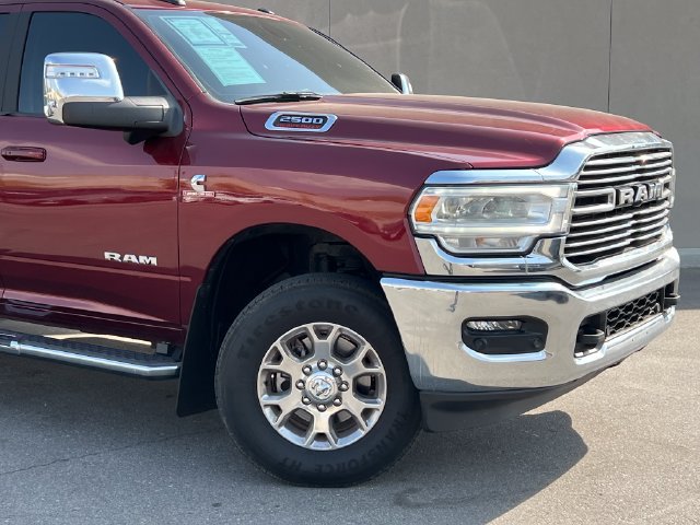 Used 2023 RAM 2500 Laramie AWD/4WD image 2