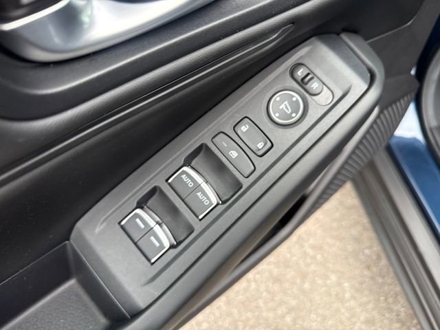 Certified 2024 Honda Accord EX image 26