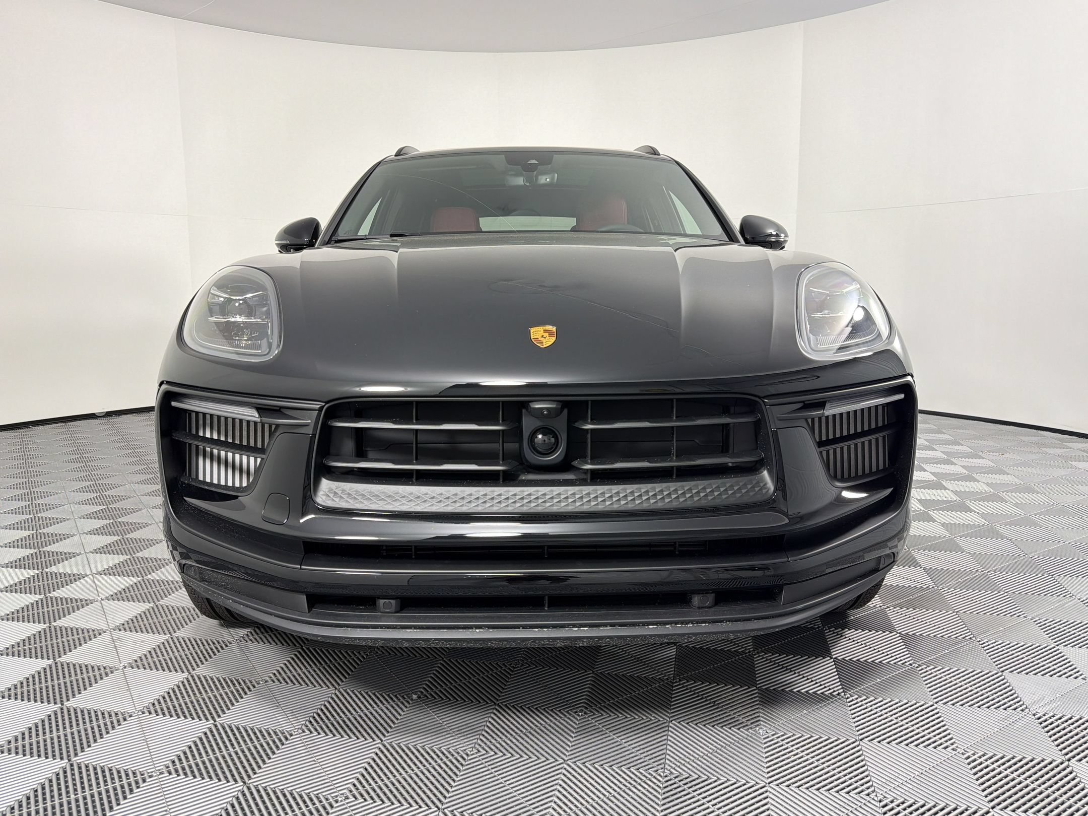 New 2026 Porsche Macan S AWD/4WD image 6