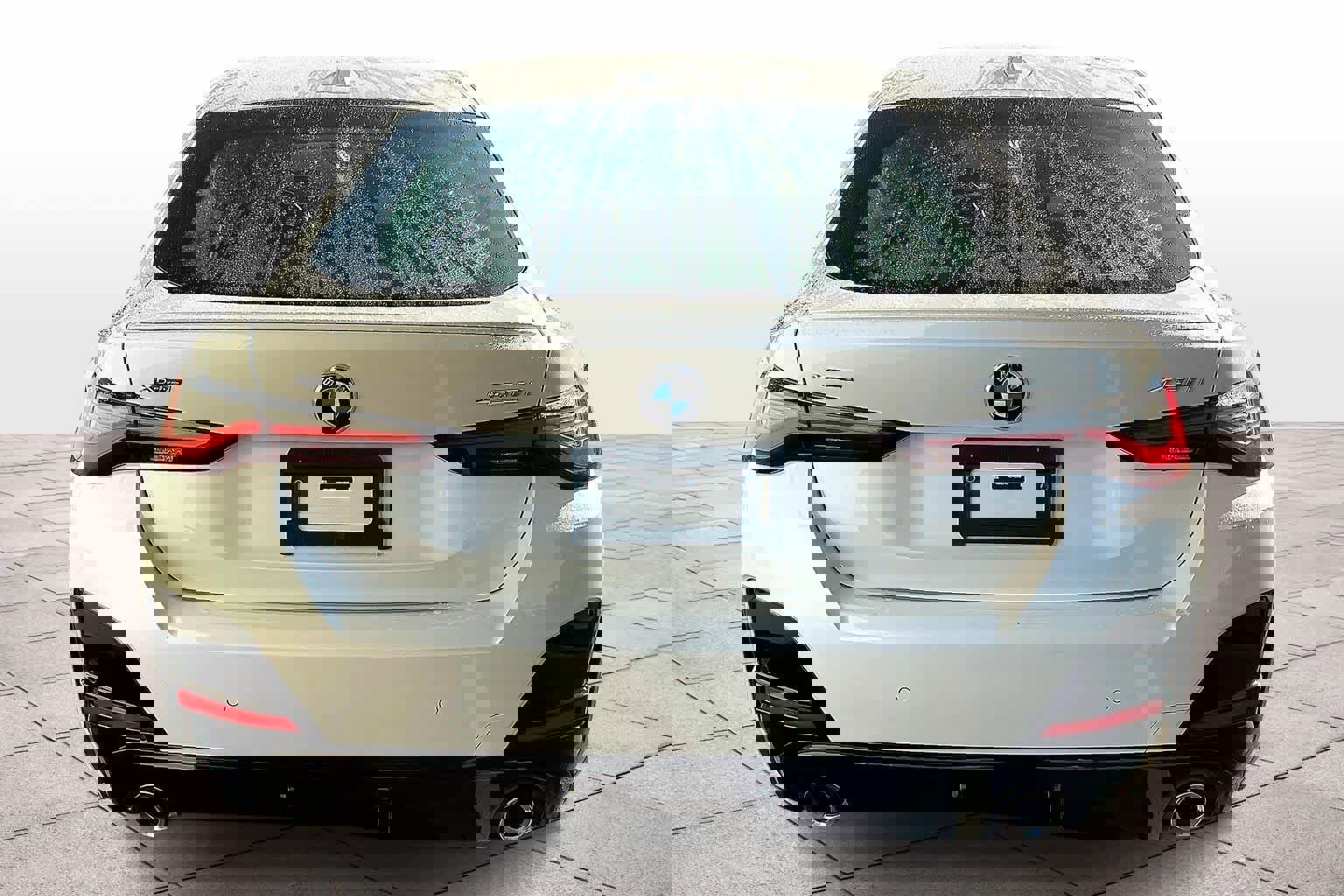 Used 2025 BMW 430i xDrive w/ M Sport Package image 7