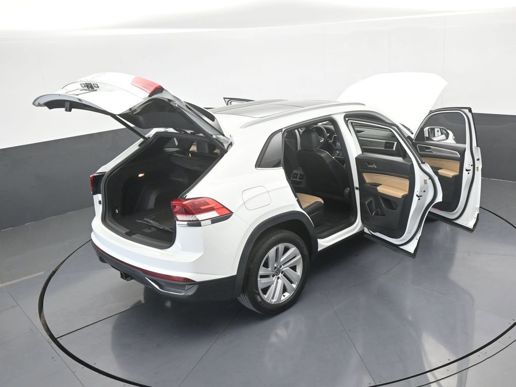 Used 2021 Volkswagen Atlas Cross Sport SE w/ Panoramic Sunroof Package image 73