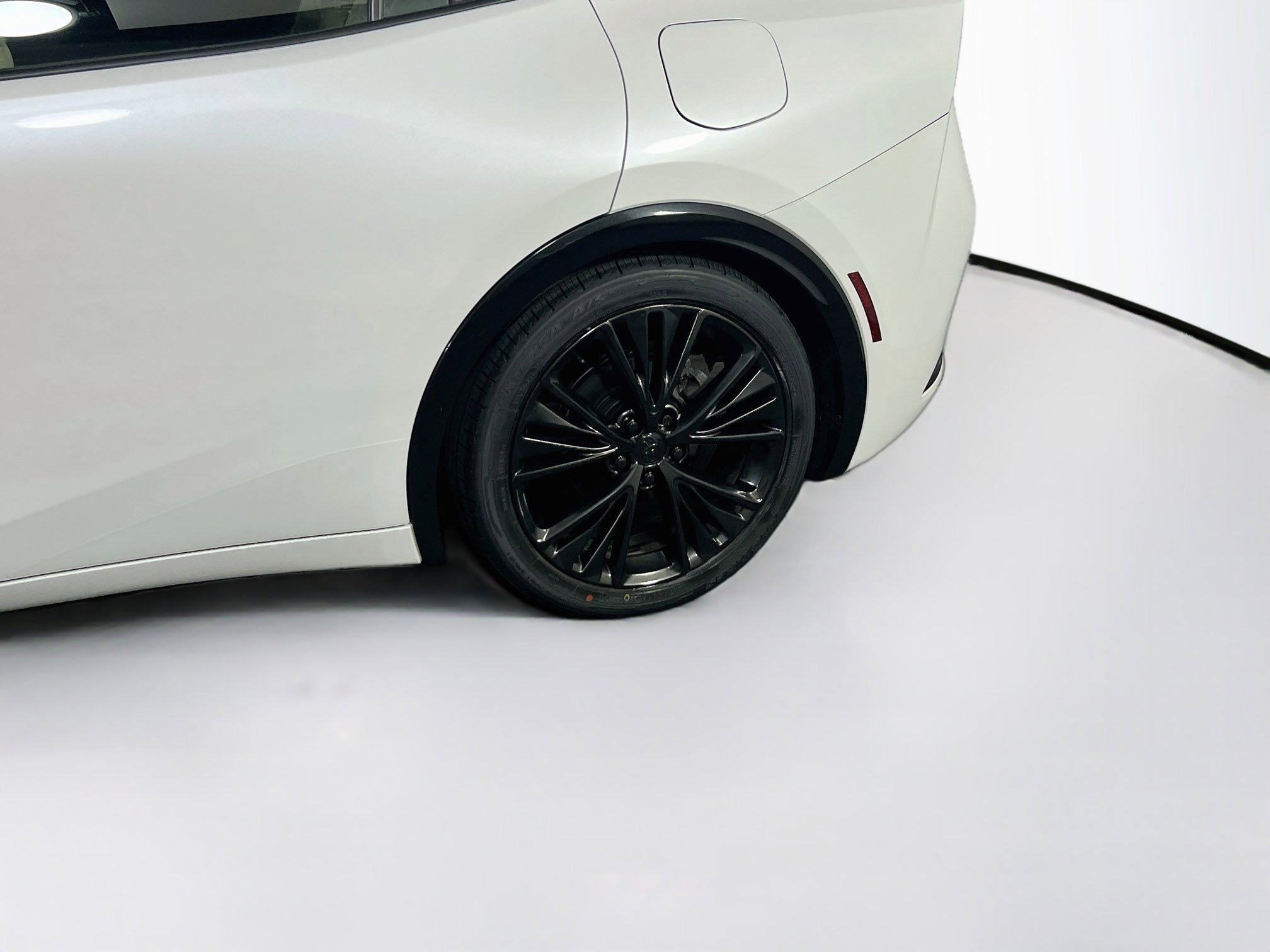 Used 2023 Toyota Prius XLE image 29