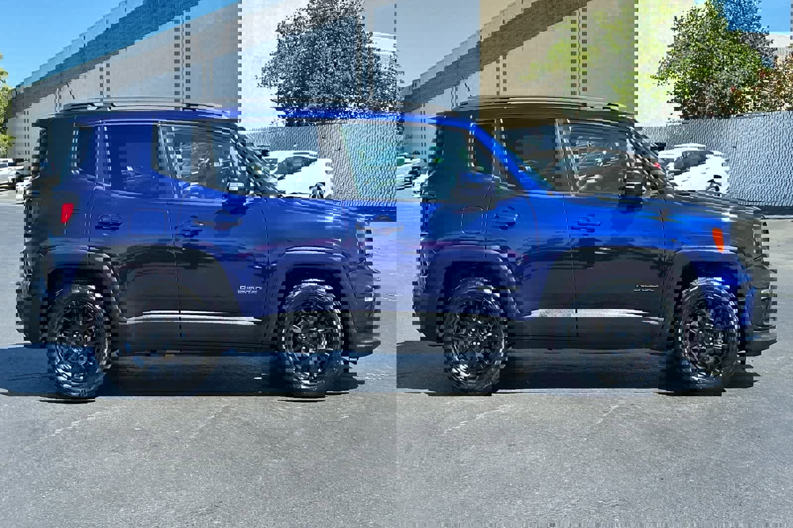 Used 2020 Jeep Renegade Altitude image 6