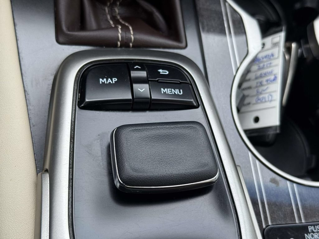 Used 2017 Lexus RX 450h AWD w/ Luxury Package image 27