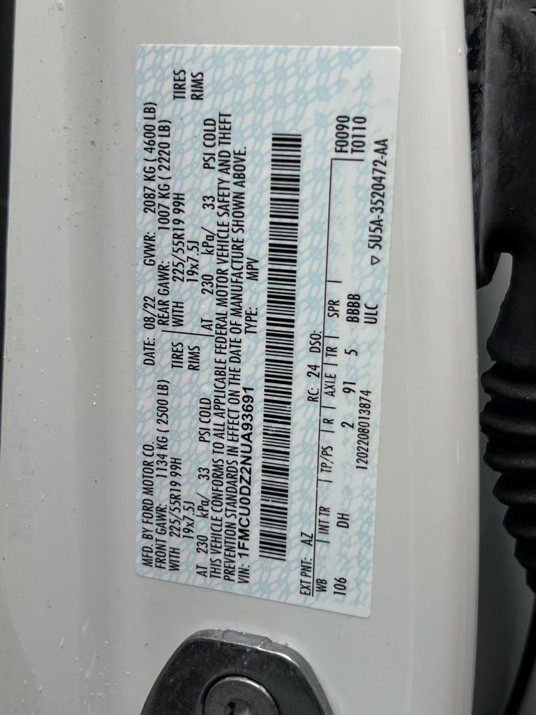 Used 2022 Ford Escape Titanium w/ Titanium Elite Package image 34