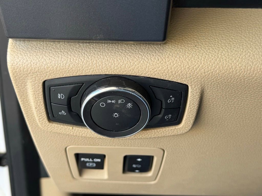 Used 2018 Ford F150 XLT w/ Equipment Group 302A Luxury image 36