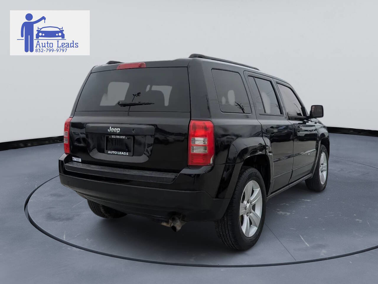 Used 2013 Jeep Patriot Sport w/ Tire & Wheel Group image 5