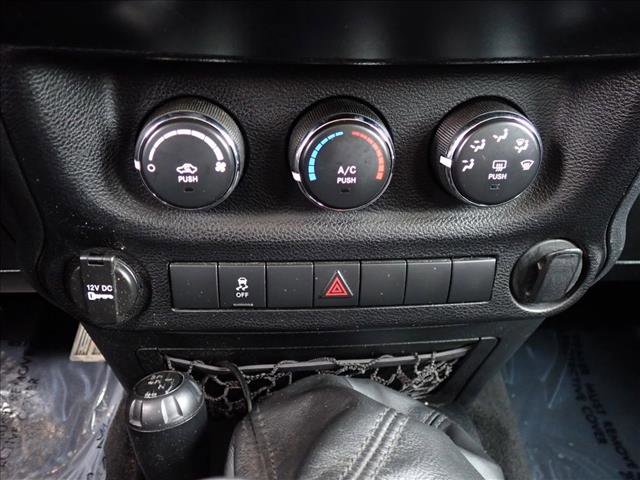 Used 2013 Jeep Wrangler Unlimited Sport w/ Max Tow Pkg image 17