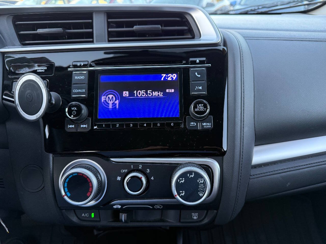 Used 2016 Honda Fit LX image 17