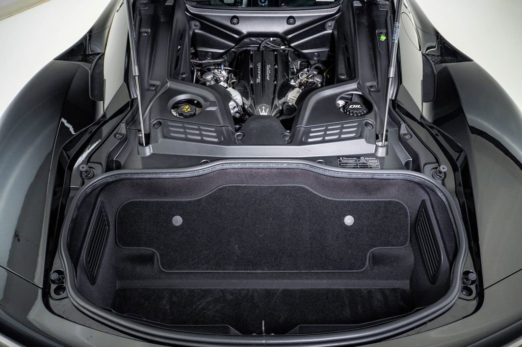 Certified 2023 Maserati MC20 Coupe RWD image 32