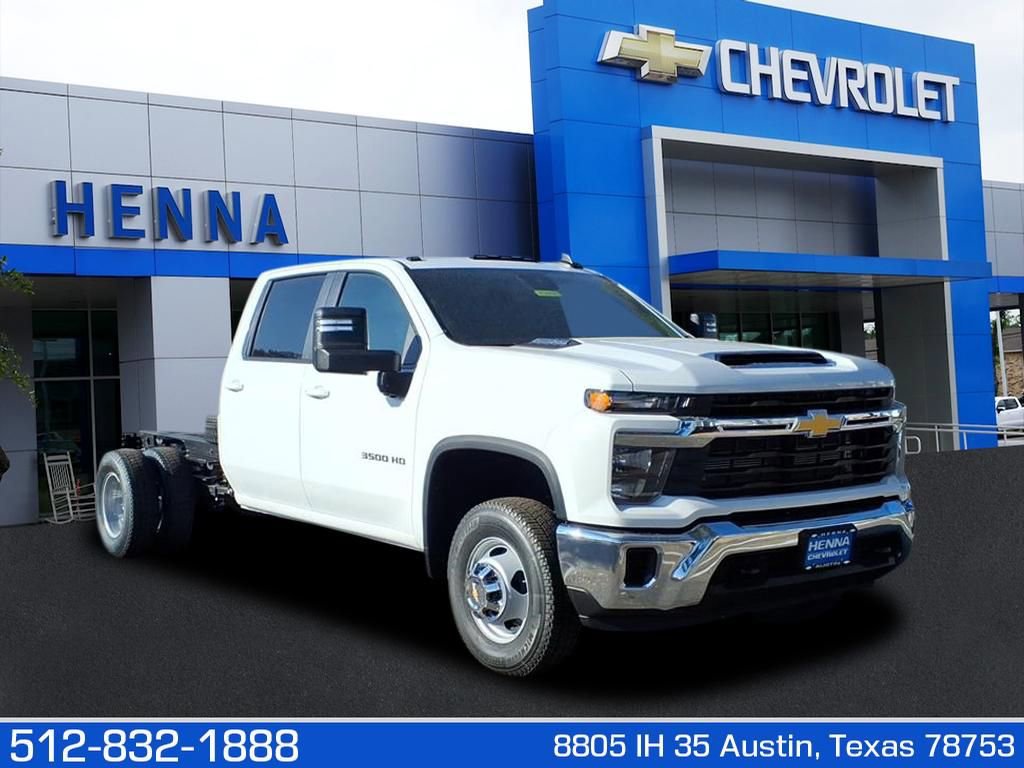New 2026 Chevrolet Silverado 3500 LT image 1