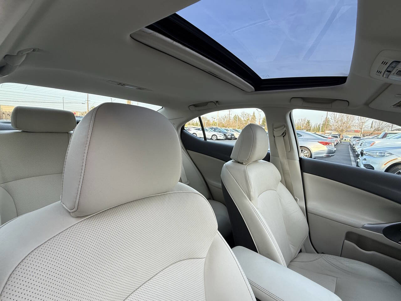 Used 2012 Lexus IS 250 Base 4dr Sedan 6A image 22