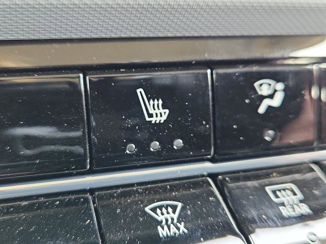 New 2027 Chevrolet Bolt LT w/ Comfort Package image 16