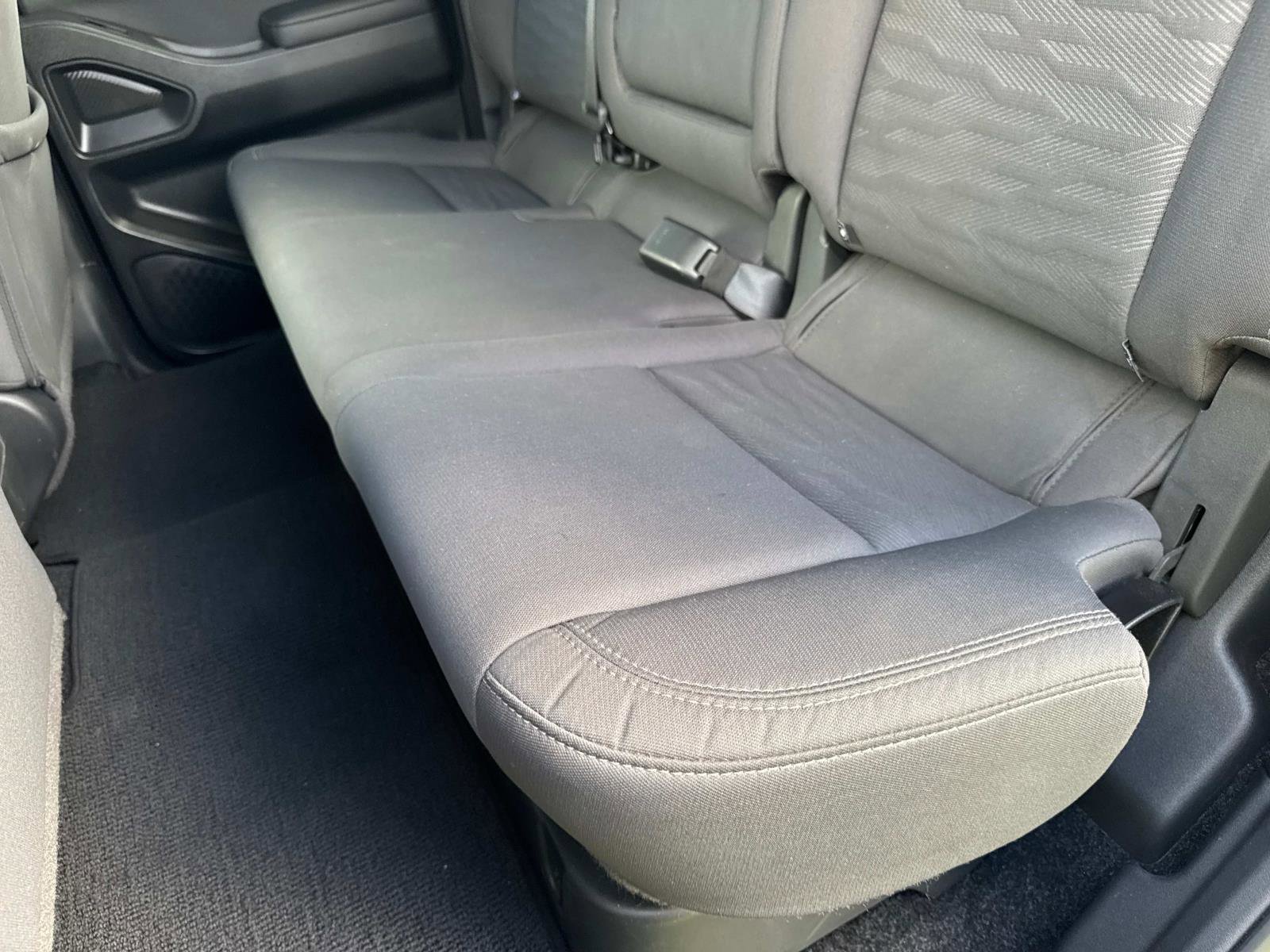 Used 2024 Nissan Frontier SV w/ Technology Package image 12