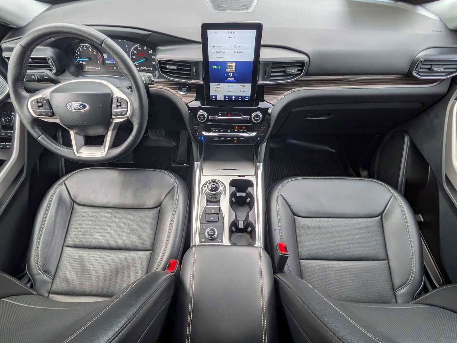 Used 2024 Ford Explorer Limited w/ Limited Technology Package AWD/4WD image 20