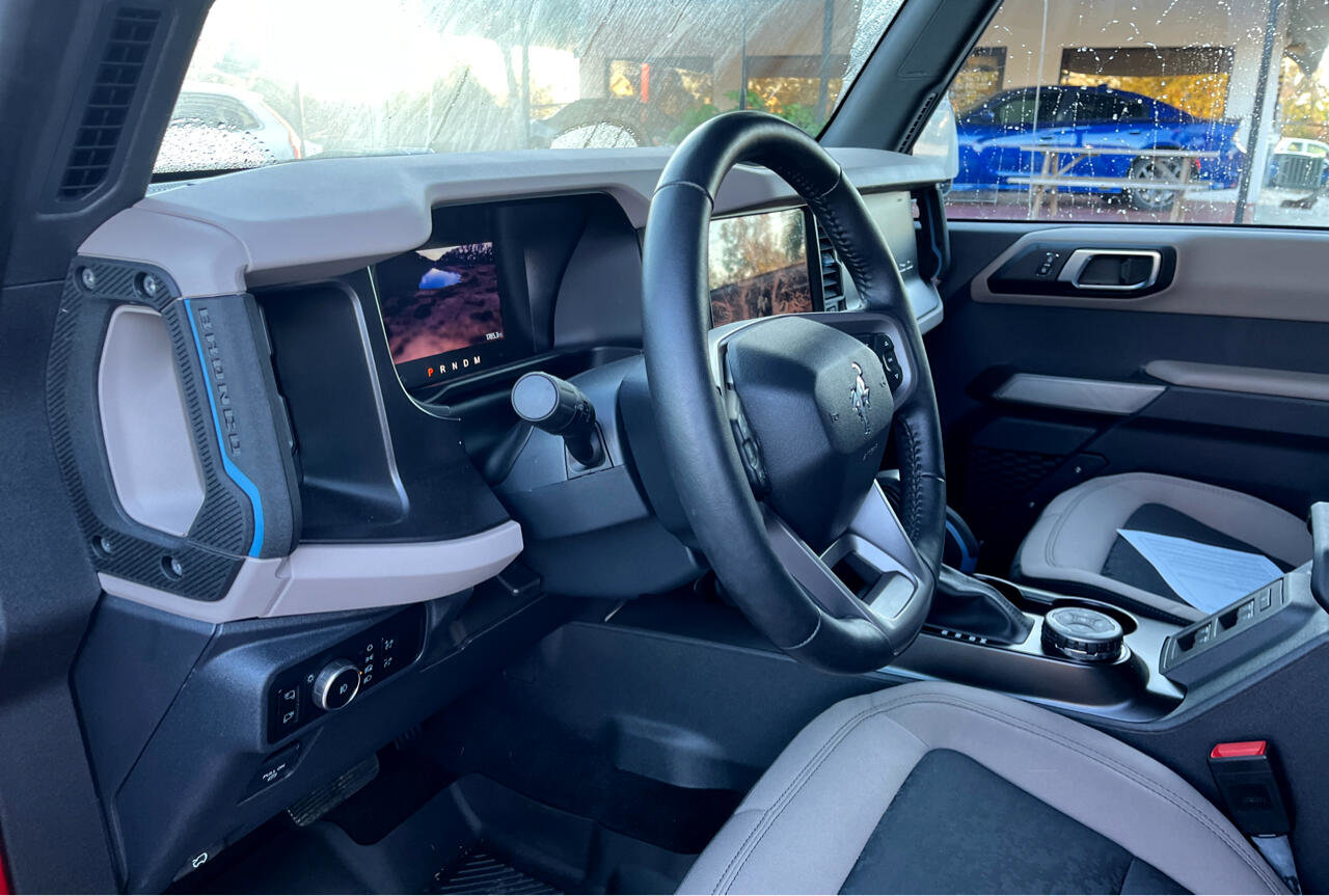 Used 2023 Ford Bronco Wildtrak image 12