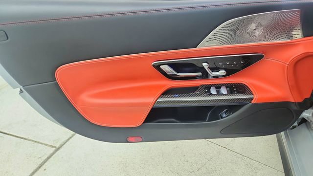 Used 2023 Mercedes-Benz SL 55 AMG 4MATIC image 36