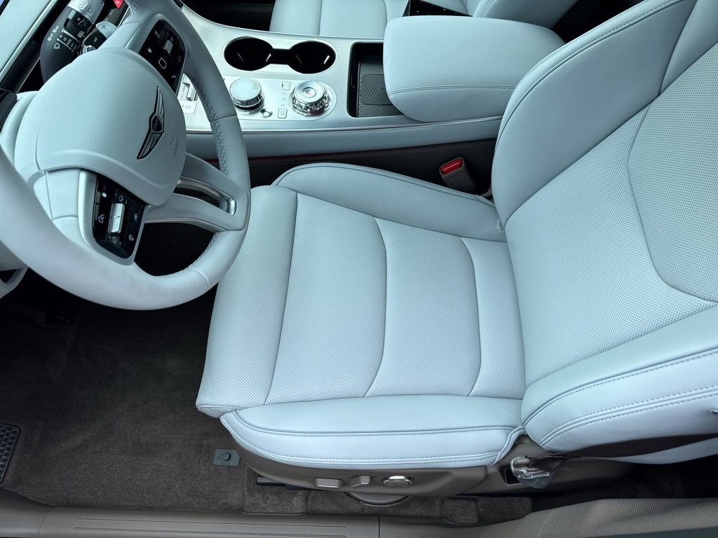 New 2026 Genesis GV70 2.5T Advanced image 12