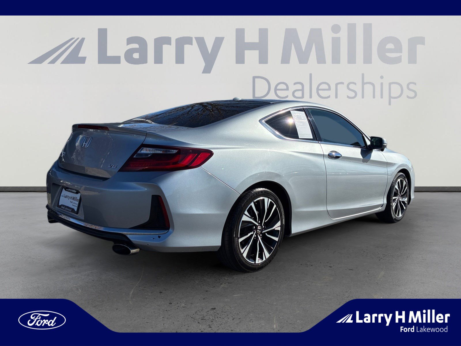 Used 2017 Honda Accord EX-L image 5