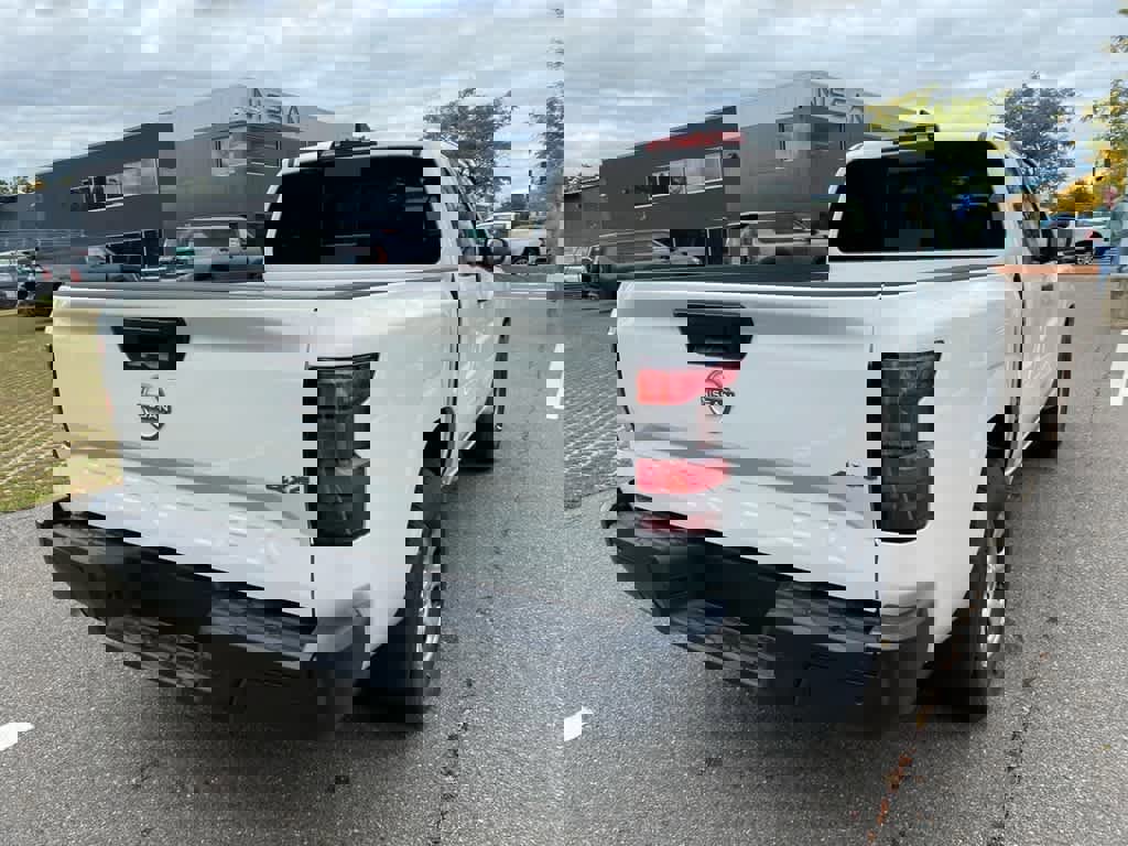 New 2026 Nissan Frontier S image 7