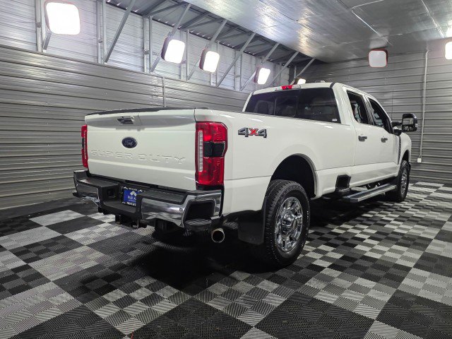 Used 2024 Ford F350 Lariat w/ Chrome Package image 5