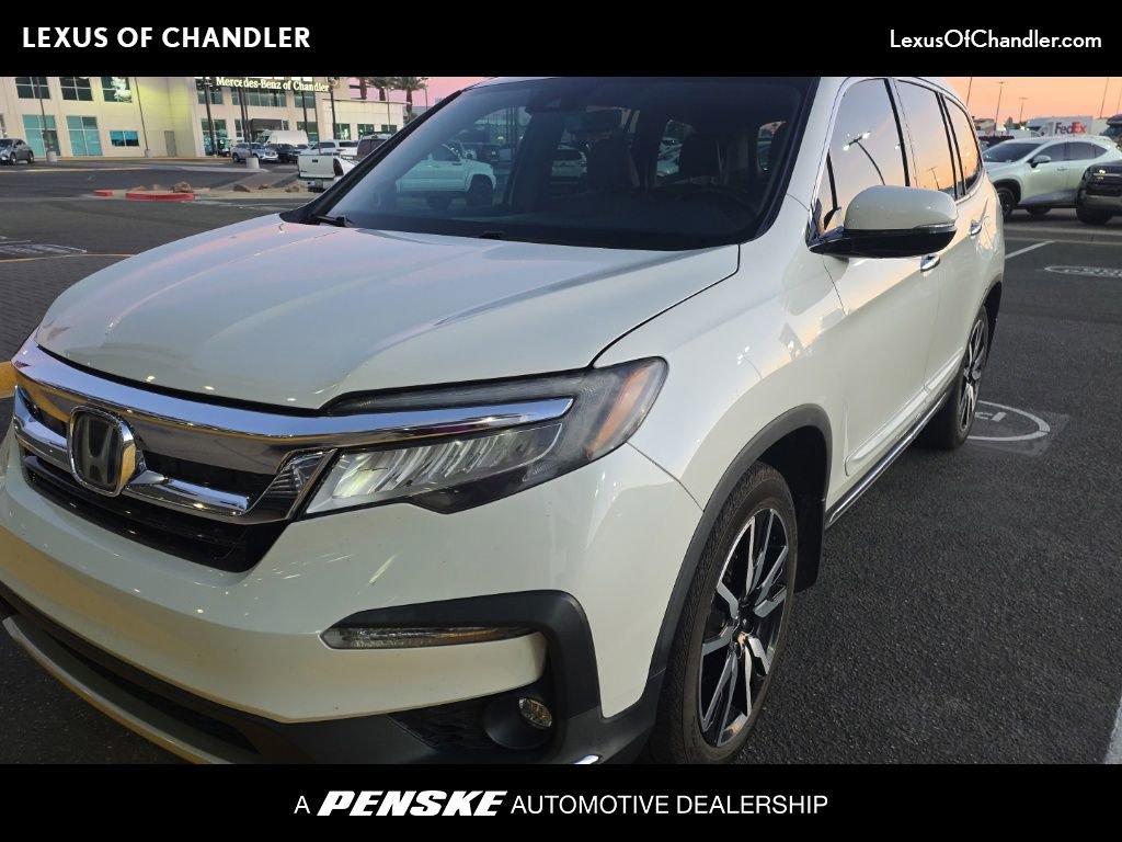 Used 2019 Honda Pilot Touring video 1
