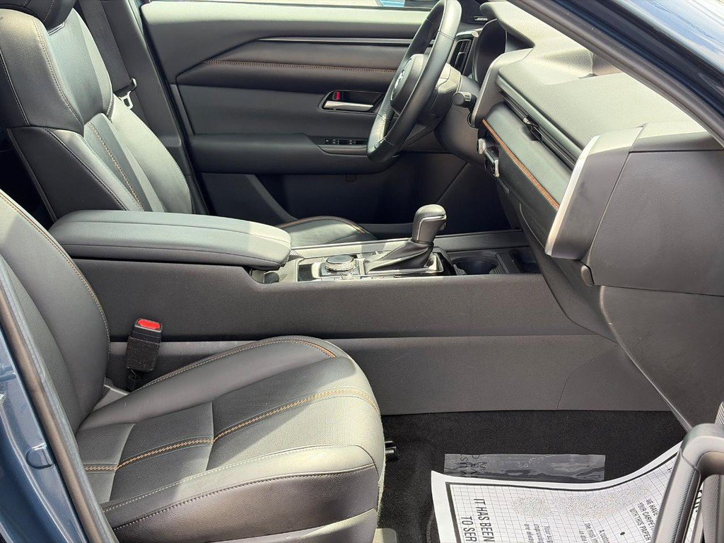 Used 2025 MAZDA CX-50 AWD 2.5 Hybrid w/ Premium Pkg image 18