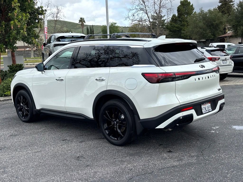 Certified 2025 INFINITI QX60 Luxe w/ Black Edition image 6