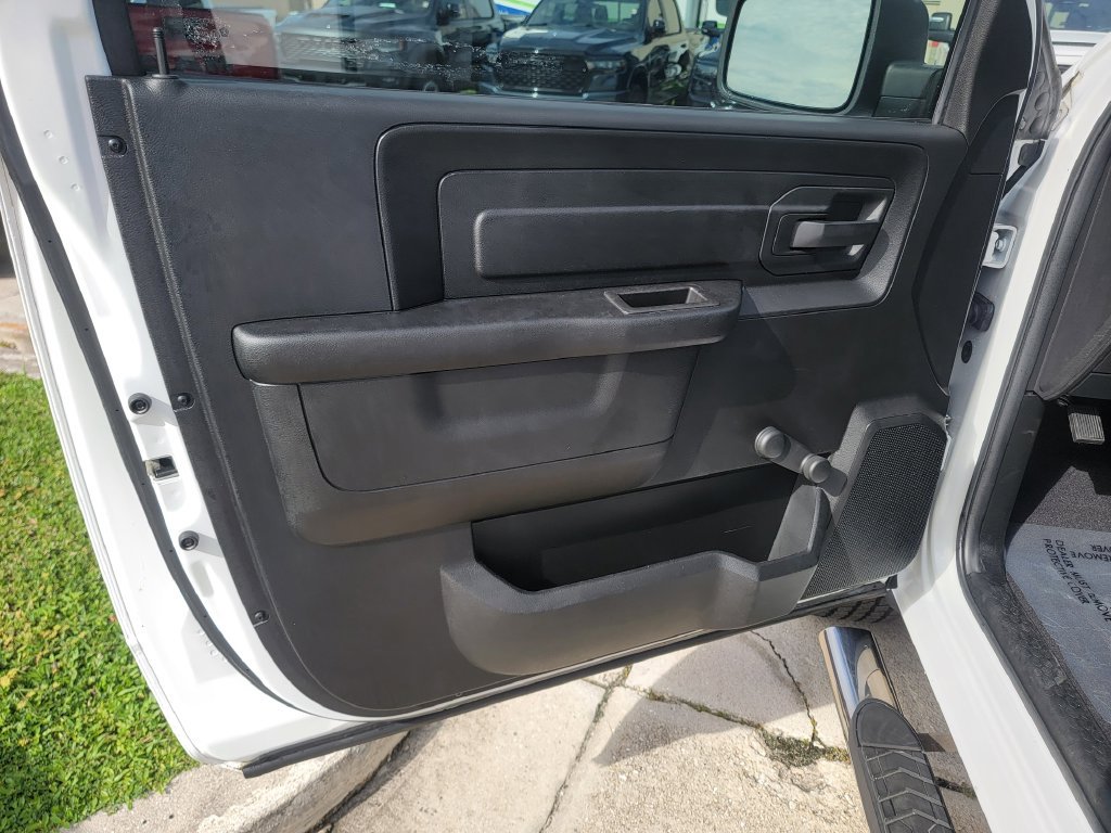 Used 2019 RAM 1500 Express w/ Express Value Package RWD image 10
