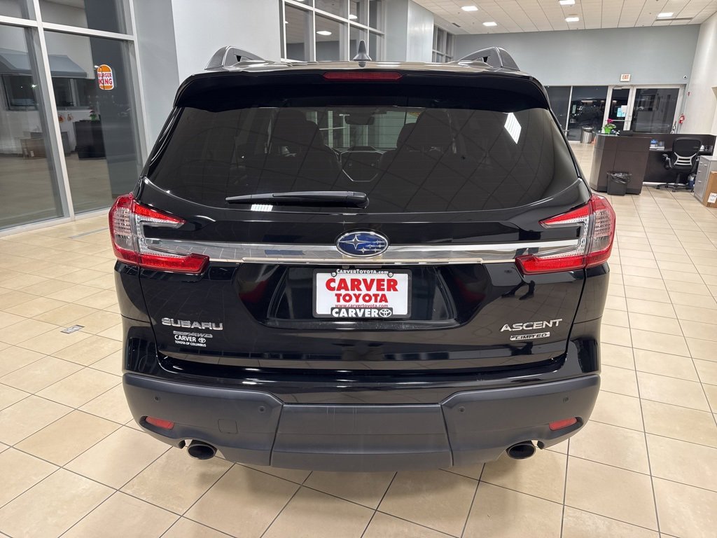 Used 2023 Subaru Ascent Limited image 8