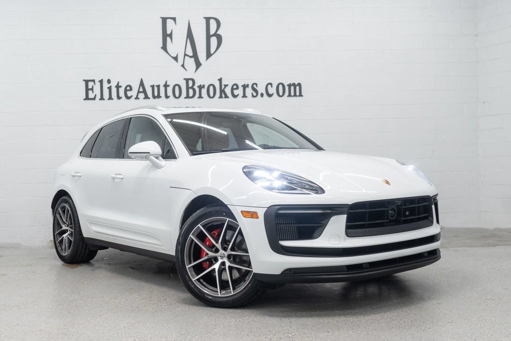Used 2024 Porsche Macan S AWD/4WD image 58