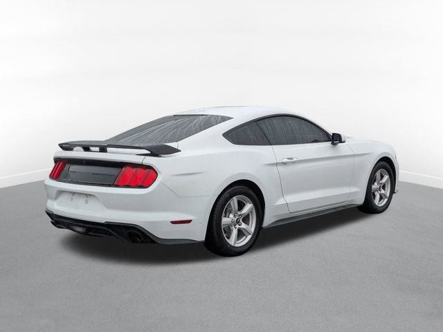 Used 2019 Ford Mustang Coupe RWD image 3