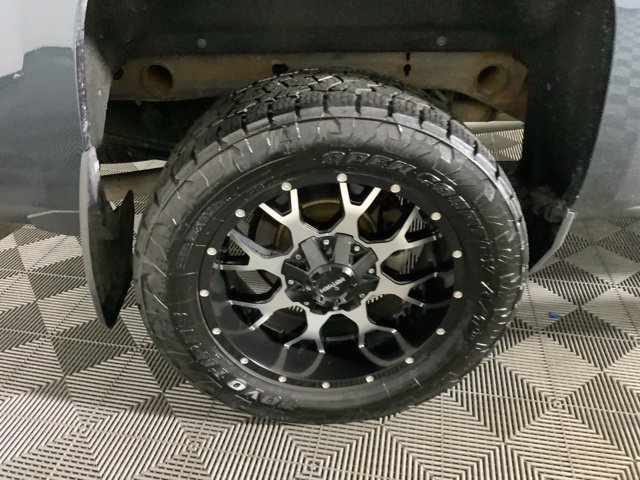 Used 2018 Chevrolet Silverado 1500 LT w/ All Star Edition AWD/4WD image 11