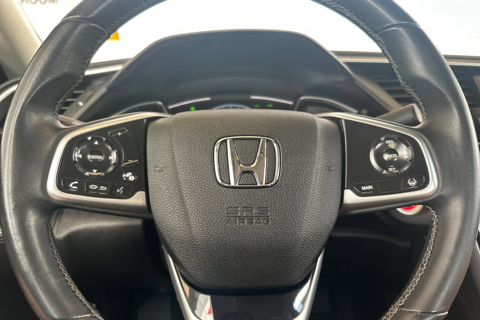 Used 2019 Honda Civic EX-L image 24