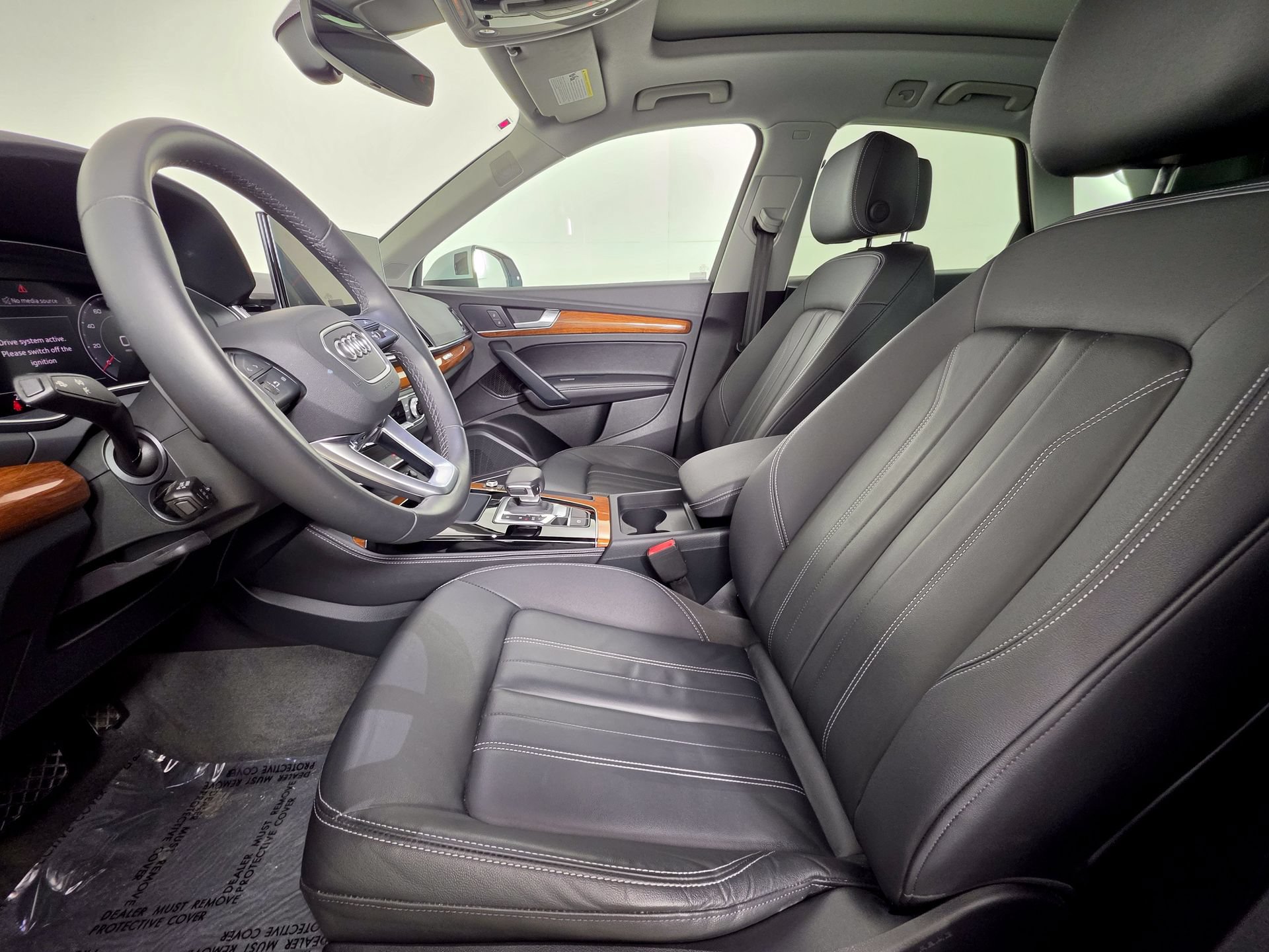 Certified 2023 Audi Q5 2.0T Premium Plus w/ Premium Plus Package AWD/4WD image 14