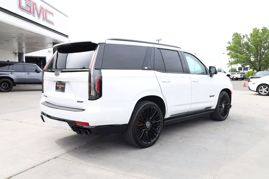 Used 2023 Cadillac Escalade V AWD/4WD image 6