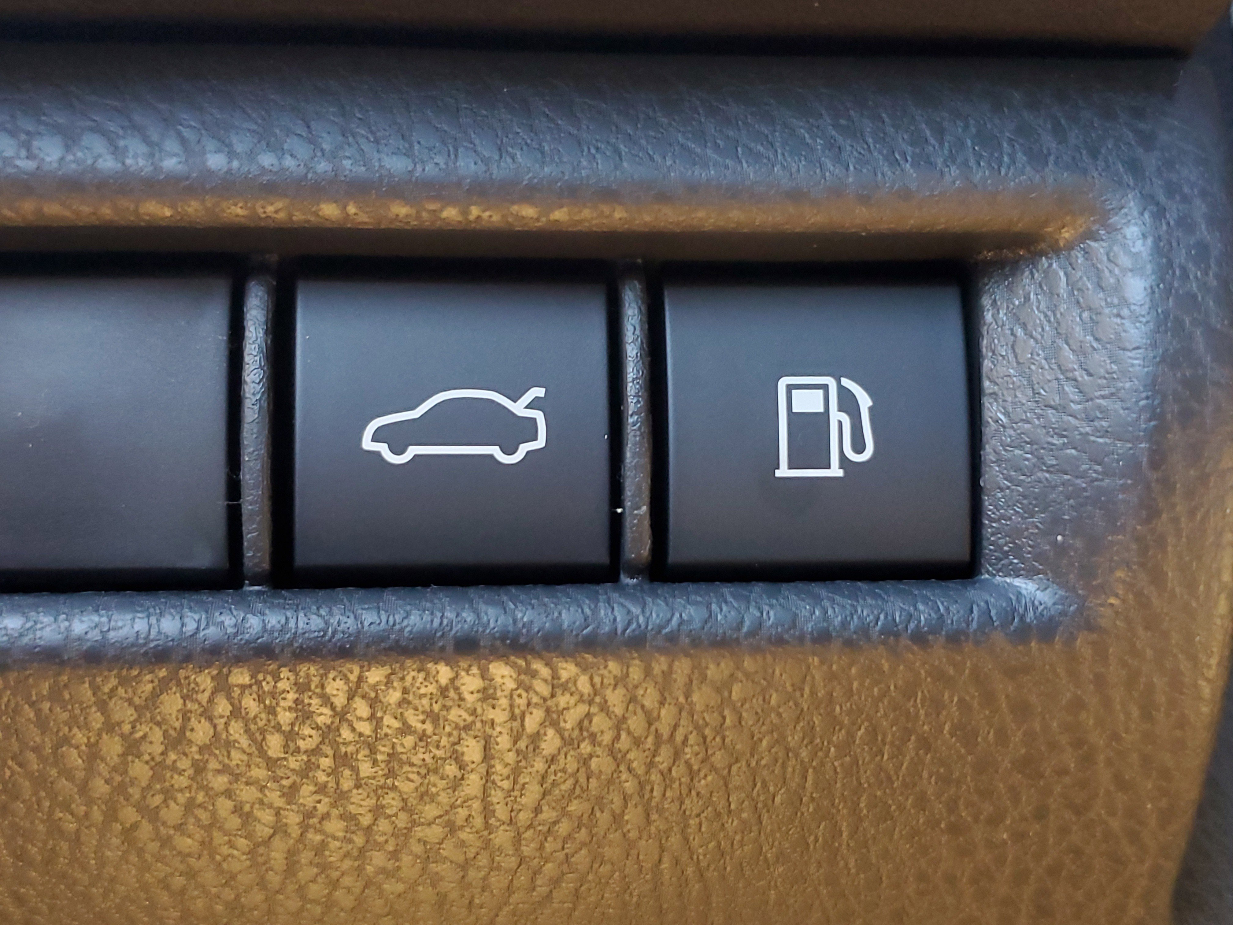 New 2026 Toyota Camry SE image 32