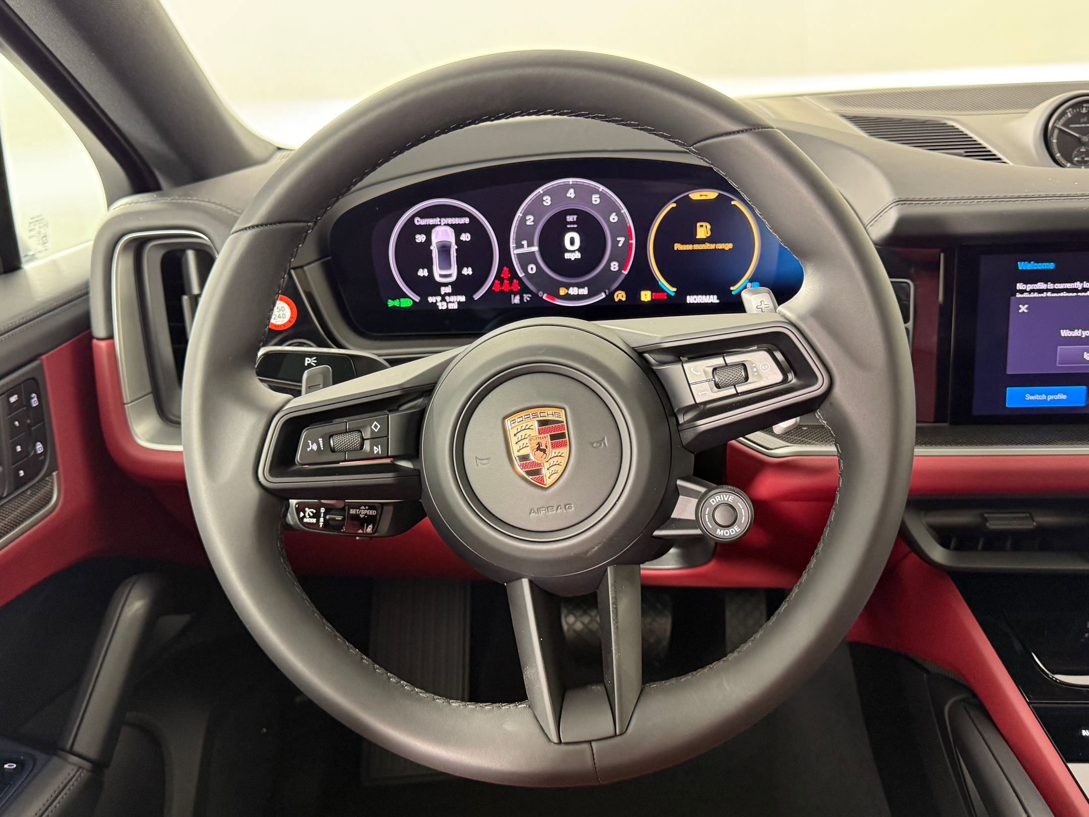 New 2026 Porsche Cayenne Coupe image 19