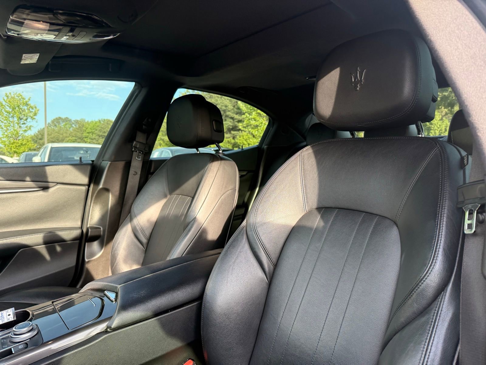 Used 2018 Maserati Ghibli RWD image 15