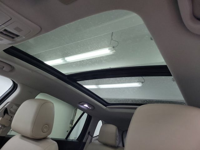 Used 2019 Buick Envision Essence FWD image 25