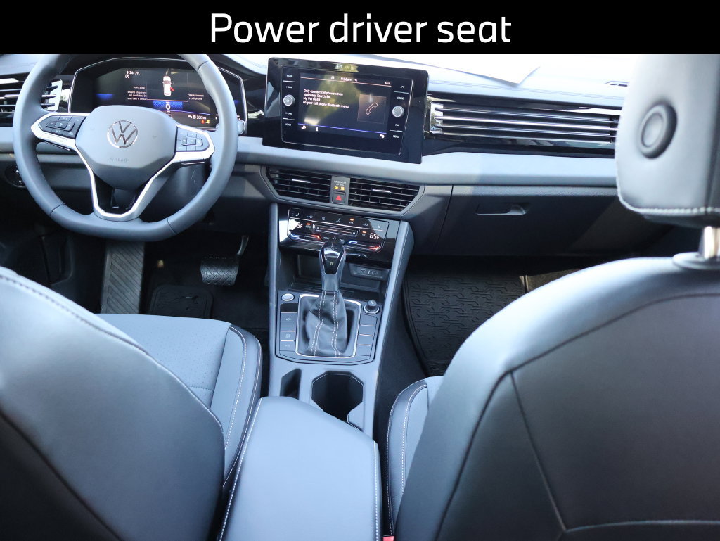 Used 2026 Volkswagen Jetta SE FWD image 6