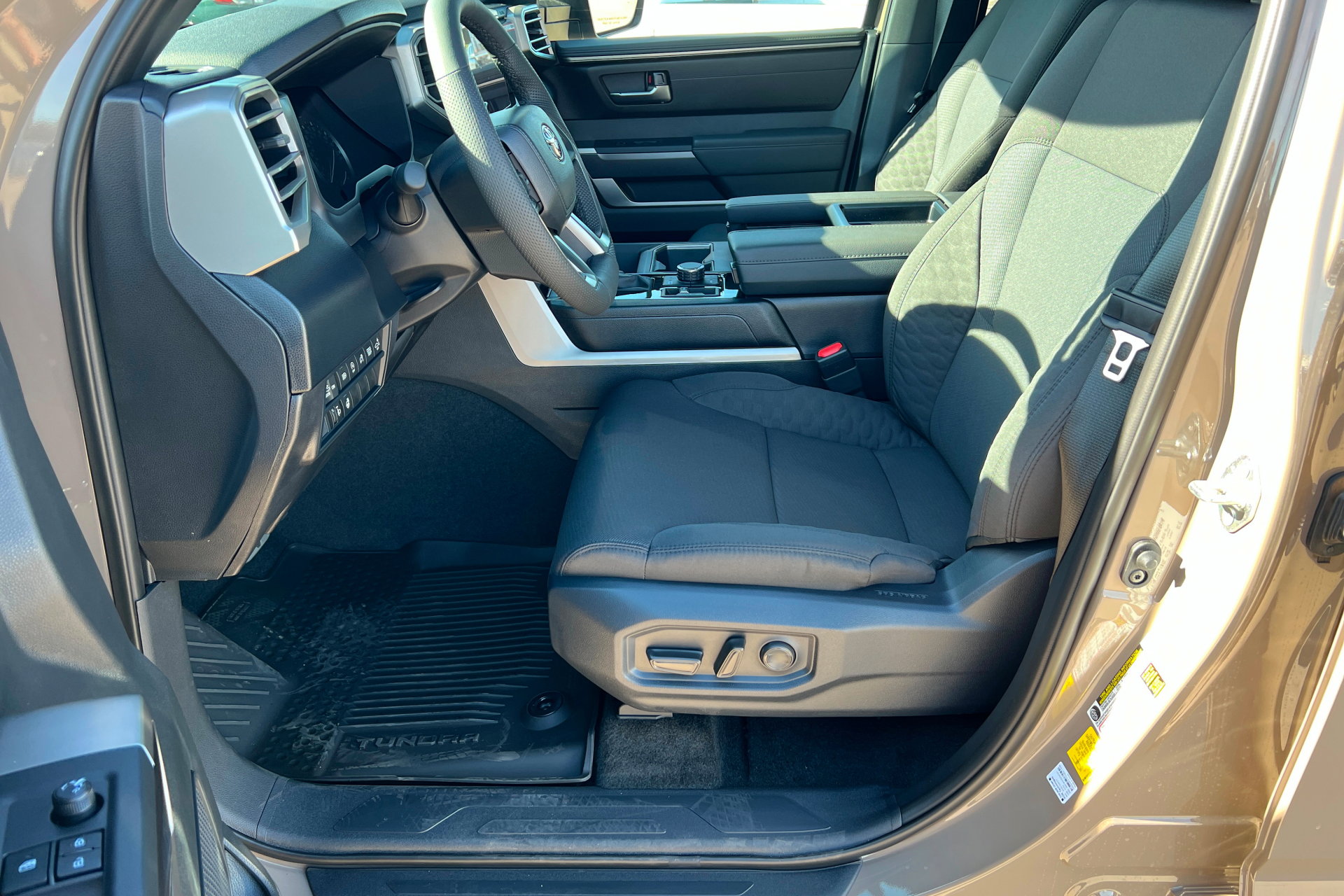 New 2026 Toyota Tundra SR5 AWD/4WD image 17